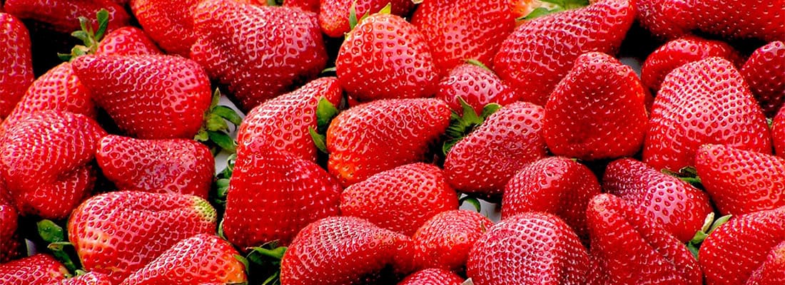 Natural vs. Artificial E-Liquid Flavourings - Strawberries